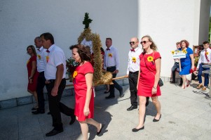 dozynki-gminne-w-lekach-dolnych-cz-1.jpg