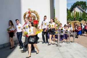 dozynki-gminne-w-lekach-dolnych-cz-1.jpg