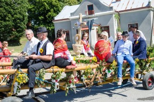 dozynki-gminne-w-lekach-dolnych-cz-1.jpg