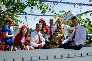 dozynki-gminne-w-lekach-dolnych-cz-1.jpg
