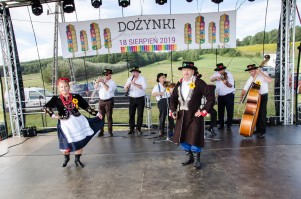 dozynki-gminne-w-lekach-dolnych-cz-2.jpg