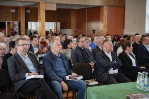 sesja-naukowa-i-prezentacja-monografii-pilzna.jpg