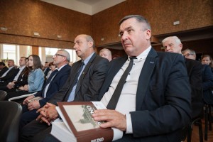 sesja-naukowa-i-prezentacja-monografii-pilzna.jpg