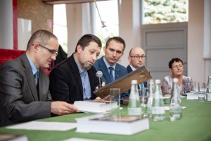 sesja-naukowa-i-prezentacja-monografii-pilzna.jpg