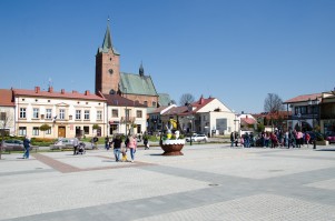 zagroda-wielkanocna-na-rynku-w-pilznie.jpg