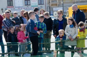 zagroda-wielkanocna-na-rynku-w-pilznie.jpg