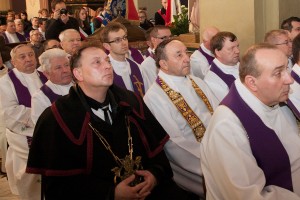 pogrzeb-ksiedza-juliana-galasa-cz-1.jpg