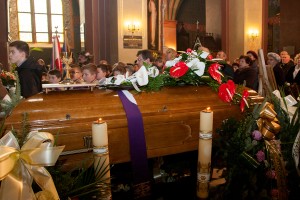 pogrzeb-ksiedza-juliana-galasa-cz-1.jpg