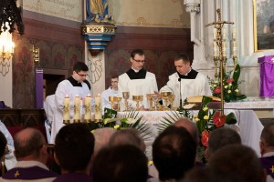pogrzeb-ksiedza-juliana-galasa-cz-1.jpg