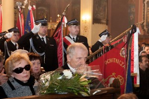 pogrzeb-ksiedza-juliana-galasa-cz-1.jpg