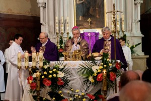 pogrzeb-ksiedza-juliana-galasa-cz-1.jpg