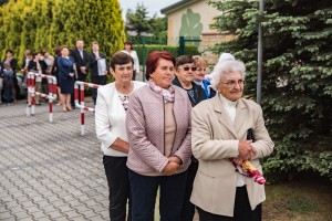 nadanie-imienia-jana-pawla-ii-szkole-podstawowej-w-machowej-msza-sw-fot-k-kosowski.jpg
