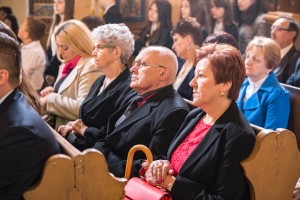 nadanie-imienia-jana-pawla-ii-szkole-podstawowej-w-machowej-msza-sw-fot-k-kosowski.jpg