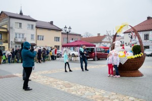 atrakcje-wielkanocne-na-rynku.jpg