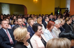 nadanie-imienia-szkole-w-zwierniku-cz-1.jpg
