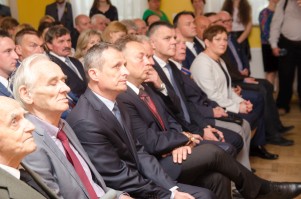 nadanie-imienia-szkole-w-zwierniku-cz-1.jpg
