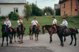 Dozynki_Gminne_Słotowa_2023-Msza_Sw-45.jpg