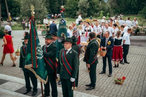 Dozynki_Gminne_Słotowa_2023-Msza_Sw-48.jpg