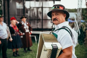 Dozynki_Gminne_Słotowa_2023-Czesc_oficjalna-50.jpg