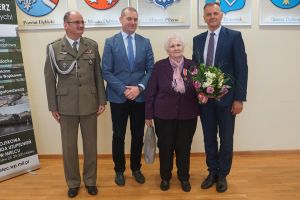 anna-medrek-z-medalem-za-zaslugi-dla-obronnosci-kraju.jpg