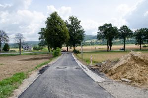 asfaltowanie-drog-na-osuwisku.jpg