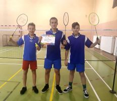 badmintonisci-w-finale-wojewodzkim.jpg