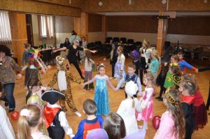 bal-karnawalowy-w-domu-kultury.jpg