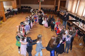 bal-karnawalowy-w-domu-kultury.jpg