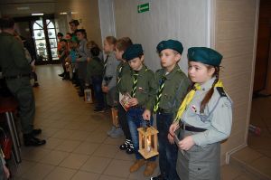 betlejemskie-swiatlo-pokoju-w-pilznie.jpg betlejemskie-swiatlo-pokoju-w-pilznie.jpg