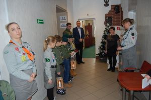 betlejemskie-swiatlo-pokoju-w-pilznie.jpg betlejemskie-swiatlo-pokoju-w-pilznie.jpg
