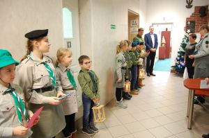 betlejemskie-swiatlo-pokoju-w-pilznie.jpg betlejemskie-swiatlo-pokoju-w-pilznie.jpg
