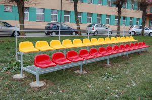boisko-w-strzegocicach-z-trybunami.jpg boisko-w-strzegocicach-z-trybunami.jpg