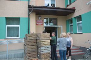 darmowe-jablka-dla-uczniow.jpg darmowe-jablka-dla-uczniow.jpg