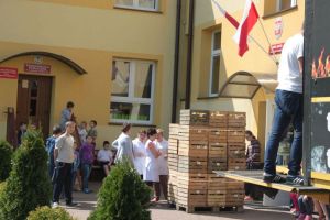 darmowe-jablka-dla-uczniow.jpg darmowe-jablka-dla-uczniow.jpg