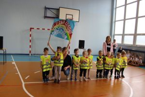 dzielne-smerfy-z-pucharem.jpg