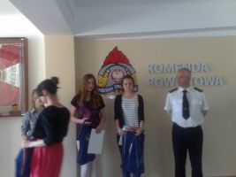 emilia-i-karolina-u-strazakow.jpg