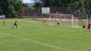 gimnazjada-w-pilce-noznej-na-stadionie-rzemieslnika.jpg