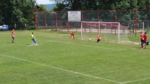 gimnazjada-w-pilce-noznej-na-stadionie-rzemieslnika.jpg