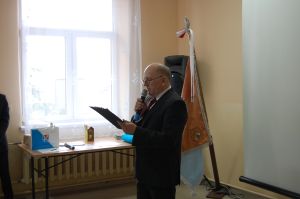 izba-pszczelarska-otwarta.jpg izba-pszczelarska-otwarta.jpg