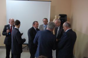 izba-pszczelarska-otwarta.jpg izba-pszczelarska-otwarta.jpg