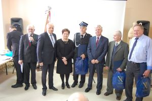 izba-pszczelarska-otwarta.jpg izba-pszczelarska-otwarta.jpg
