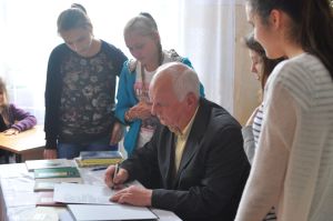 janusz-pyzinski-w-zs-w-parkoszu.jpg