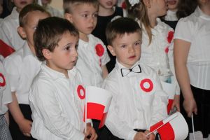 kanonizacja-i-flaga-narodowa.jpg