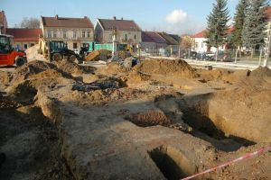 lekcja-historii-na-wykopalisku-zdjecia.jpg lekcja-historii-na-wykopalisku-zdjecia.jpg