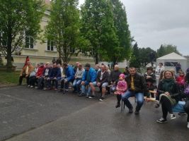 mazoretki-zachwycily-wegrow.jpg