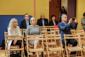 mlodziezowa-rada-miejska-juz-pracuje.jpg mlodziezowa-rada-miejska-juz-pracuje.jpg