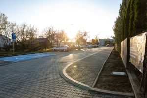 nowy-parking-przy-cmentarzu.jpg nowy-parking-przy-cmentarzu.jpg