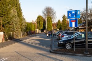nowy-parking-przy-cmentarzu.jpg nowy-parking-przy-cmentarzu.jpg
