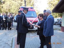 nowy-woz-dla-osp-zwiernik.jpg