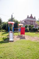 nowy-zestaw-na-placu-zabaw.jpg